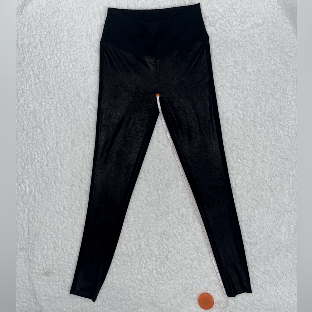 Assets by spanx. Two toned.